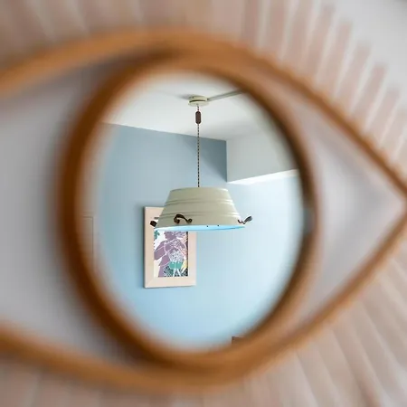 Narcissos 'nissi Beach' C12