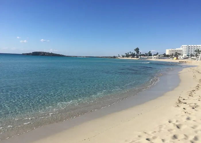 Lejlighed Narcissos 'nissi Beach' C12