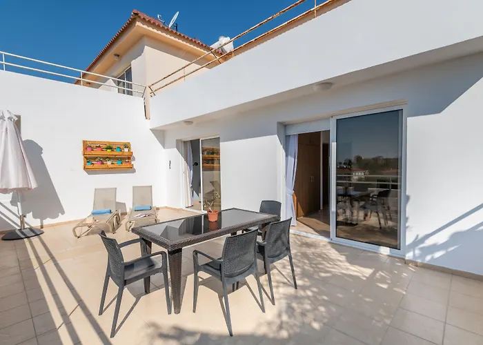 Lejlighed Narcissos 'nissi Beach' C12