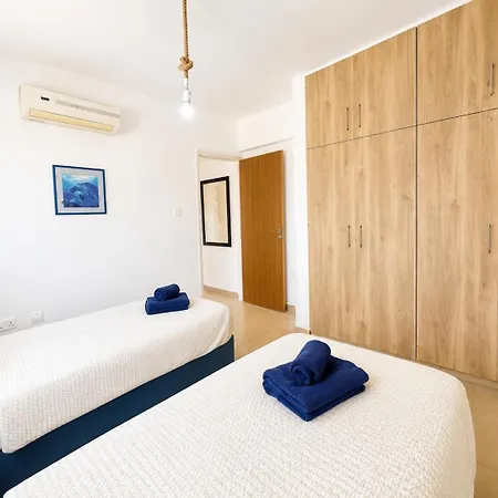 Narcissos 'nissi Beach' C12 Appartement